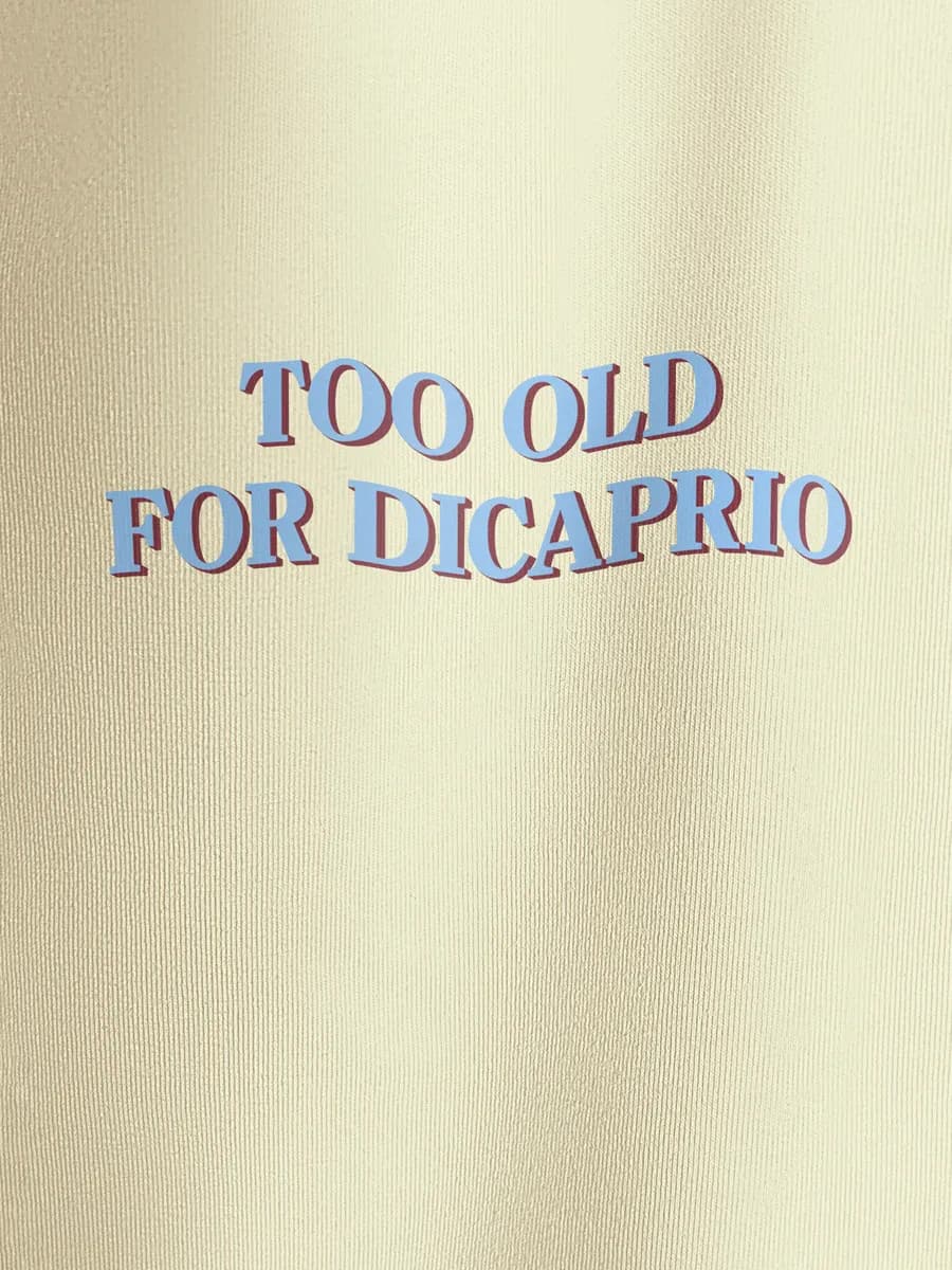 Футболка приталенная с принтом Too old for Dicaprio — миниатюра 2