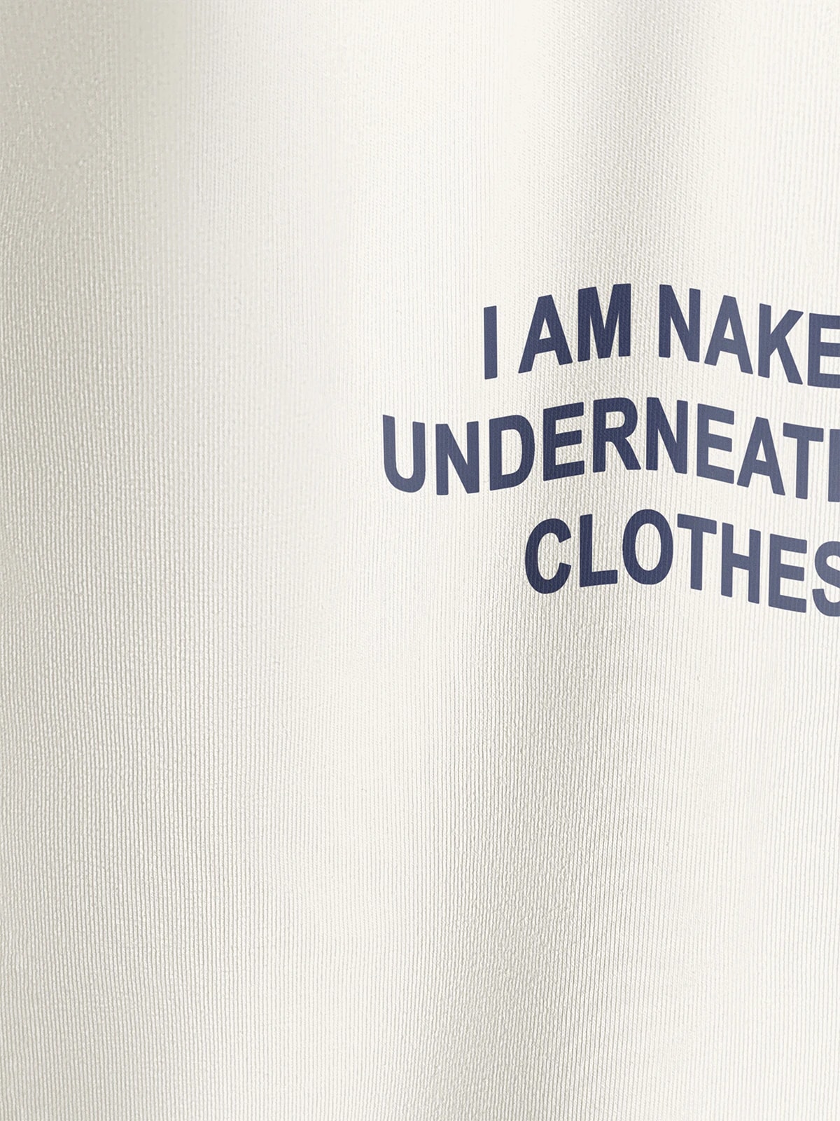 Футболка приталенная молочная с принтом I am naked underneath my clothes