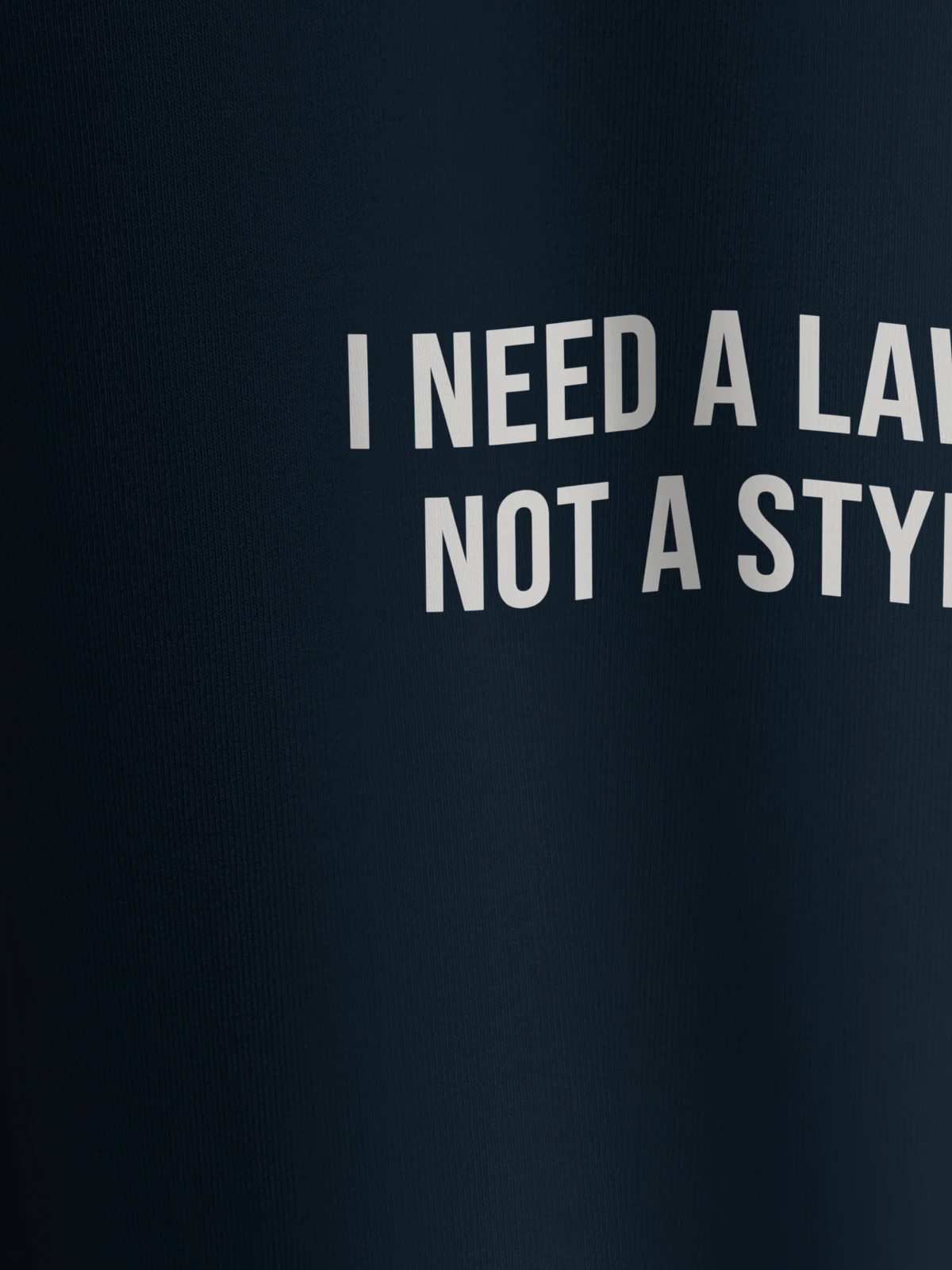 Футболка с принтом I need a lawyer not a stylist