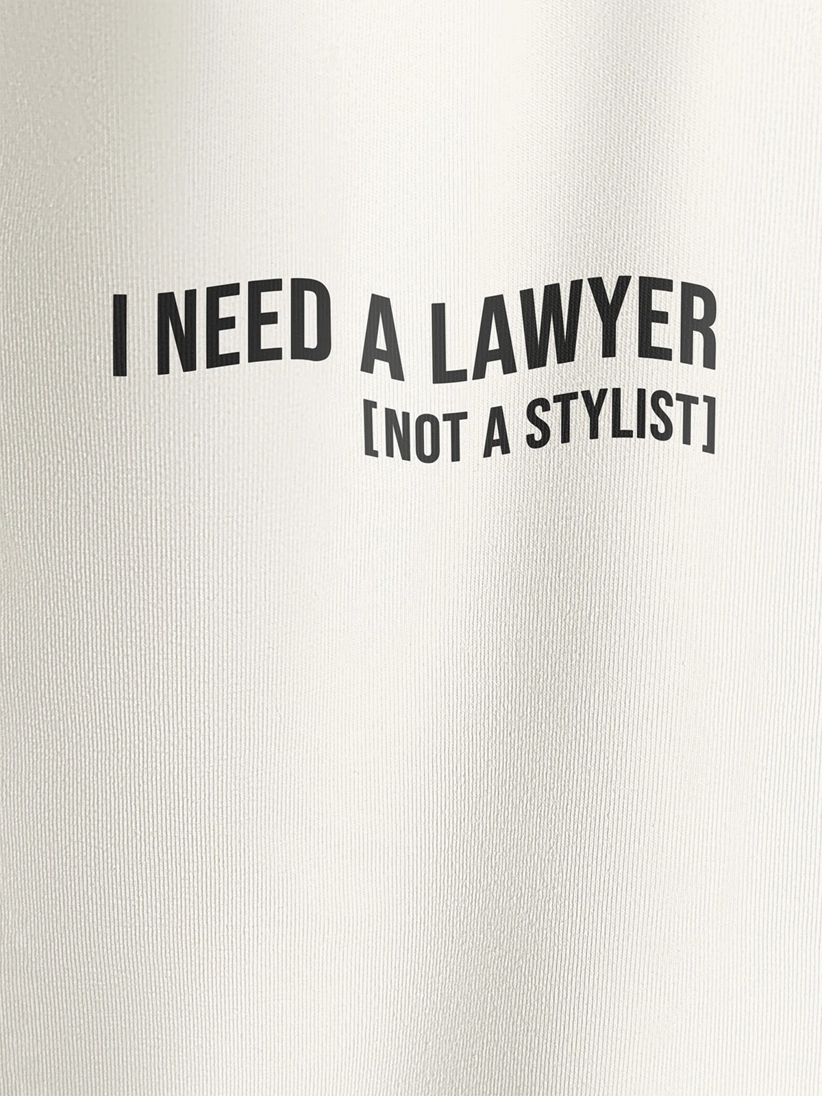 Футболка приталенная молочная с принтом I need a lawyer not a stylist