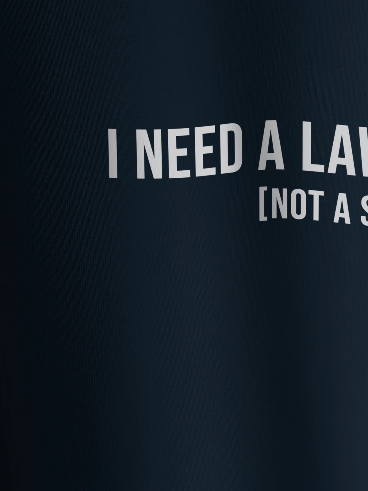 Футболка темно-синяя с принтом I need a lawyer not a stylist